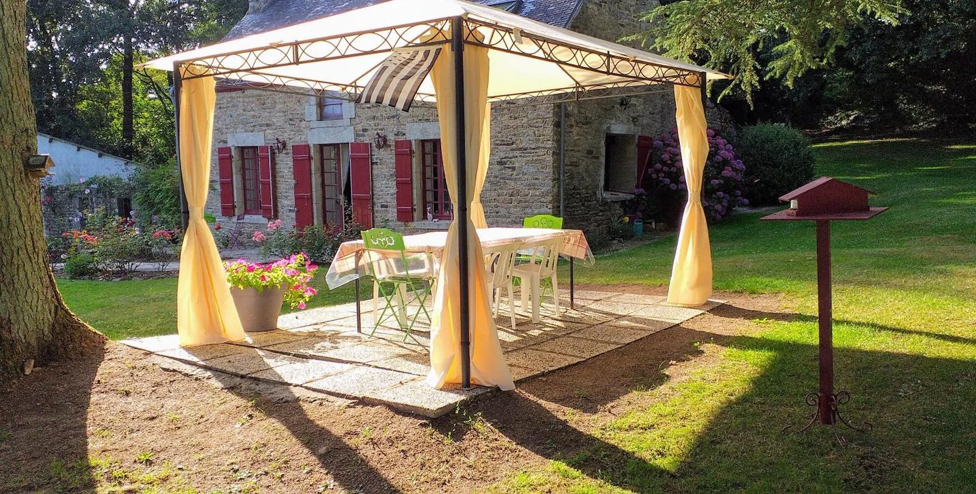 Maison De Campagne Talara Locqueltas