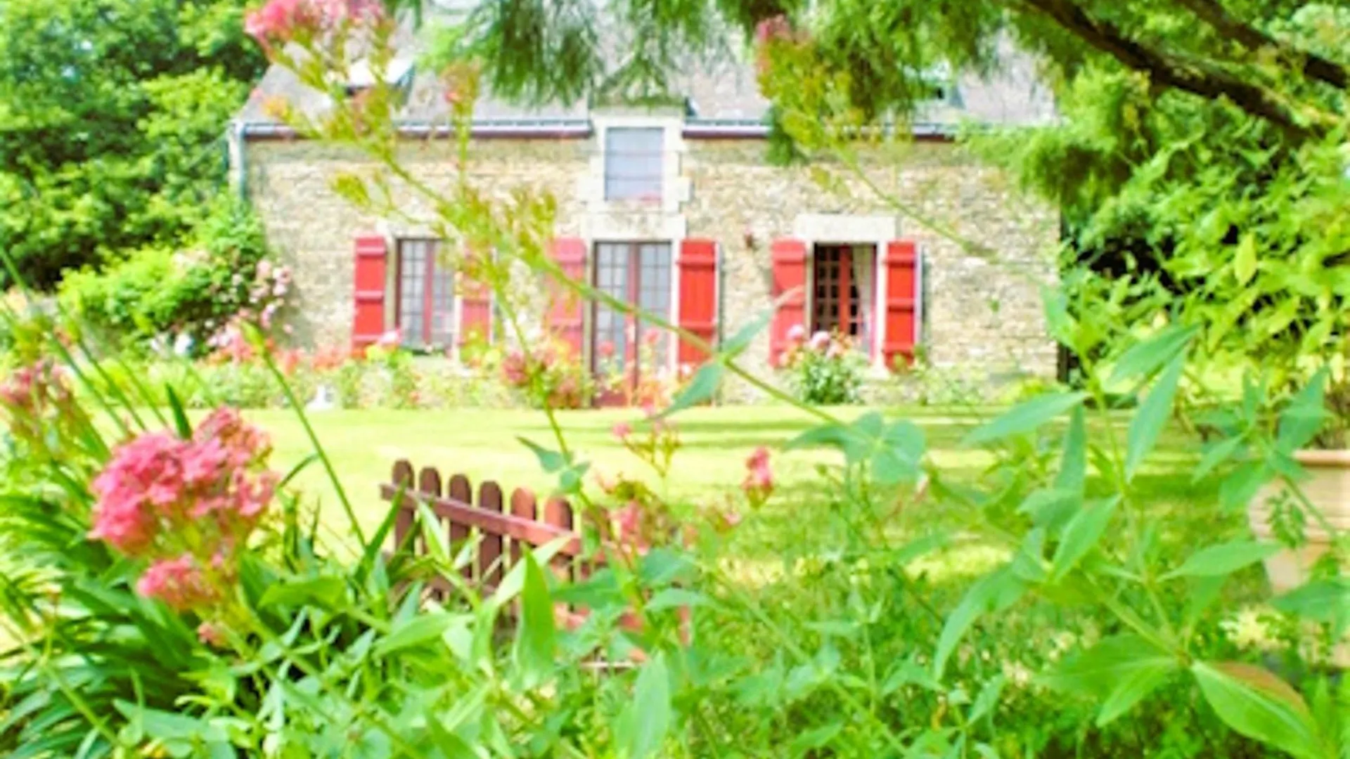 Maison De Campagne Talara Locqueltas